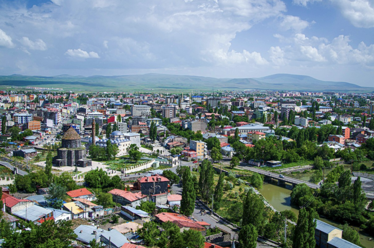 Karsta Gezilecek Yerler!